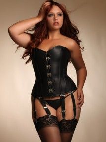 plus-size-leather-lingerie-5-best-outfits4