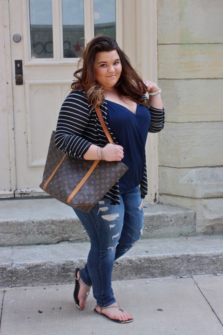 flattering-plus-size-outfits2