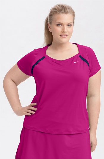 chic-and-flattering-plus-size-tennis-clothing-21