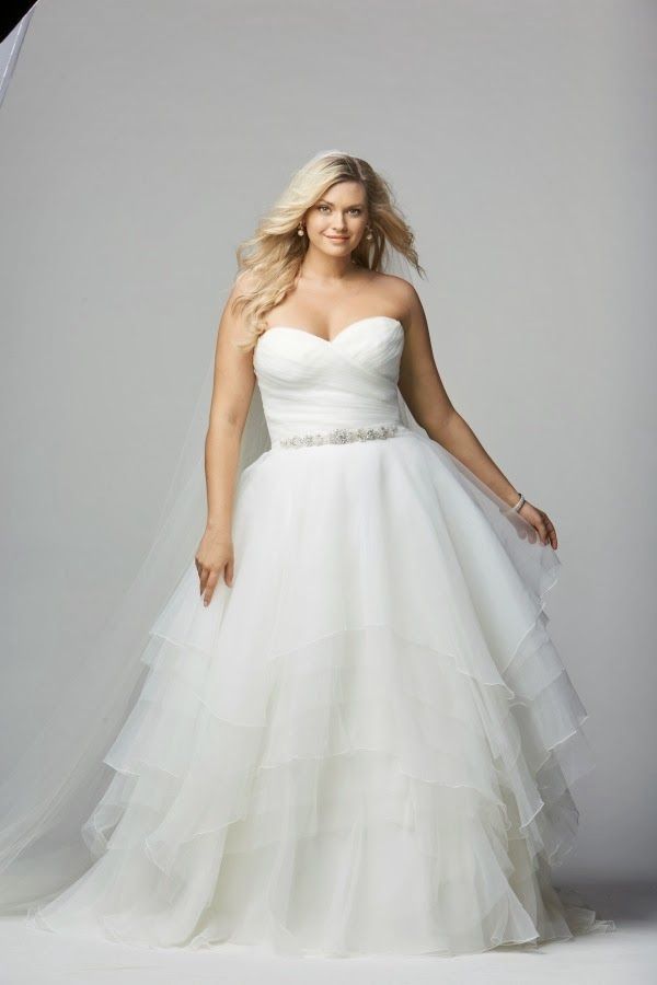 gowns for full figured ladies