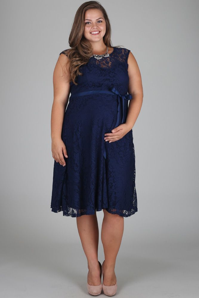 plus-size-maternity-clothes-for-a-real-womans-figure