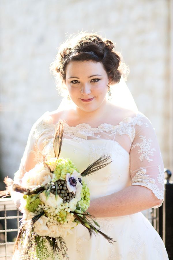 top-6-tips-for-buying-plus-size-wedding-dresses