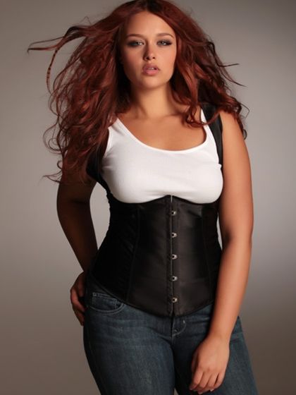 the-perfect-plus-size-corset-dresses1