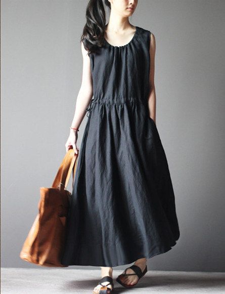 5-ways-to-wear-a-plus-size-black-maxi-dress4