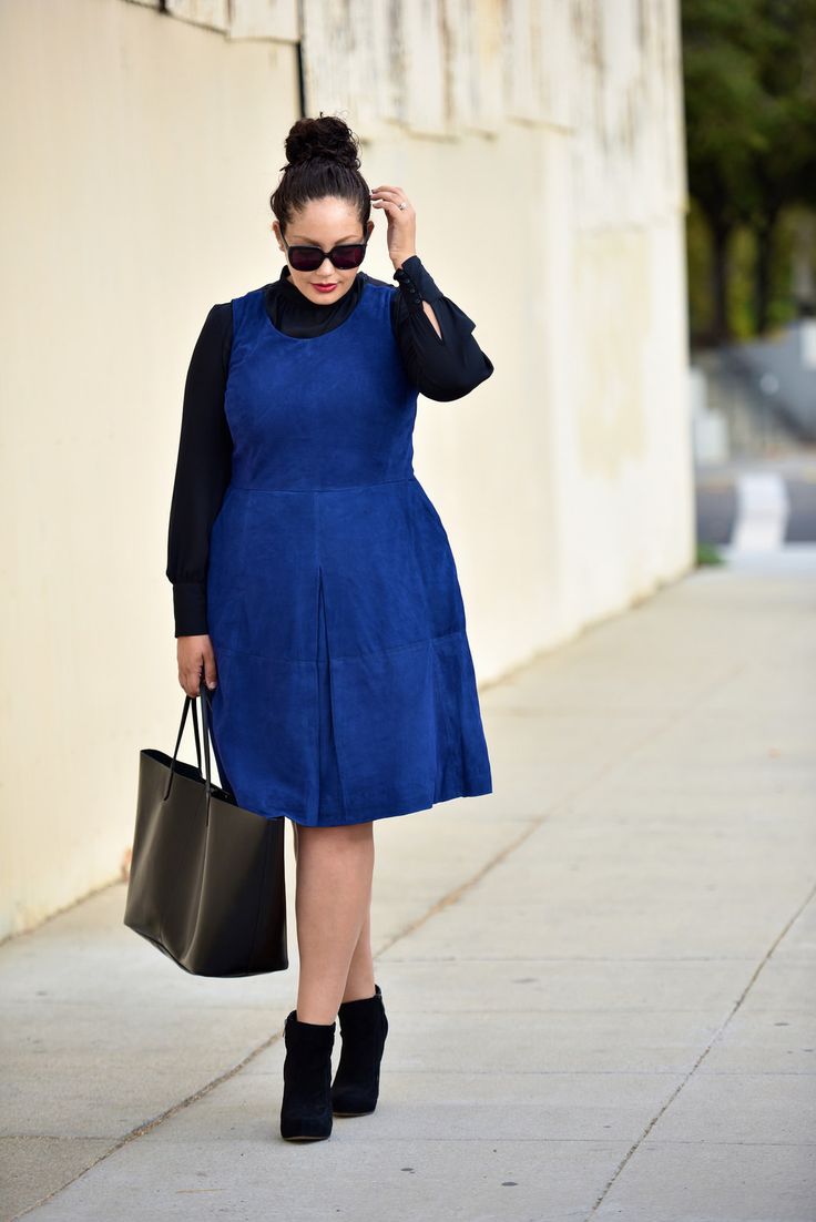 5-ways-to-wear-a-plus-size-suede-dress-without-looking-frumpy3