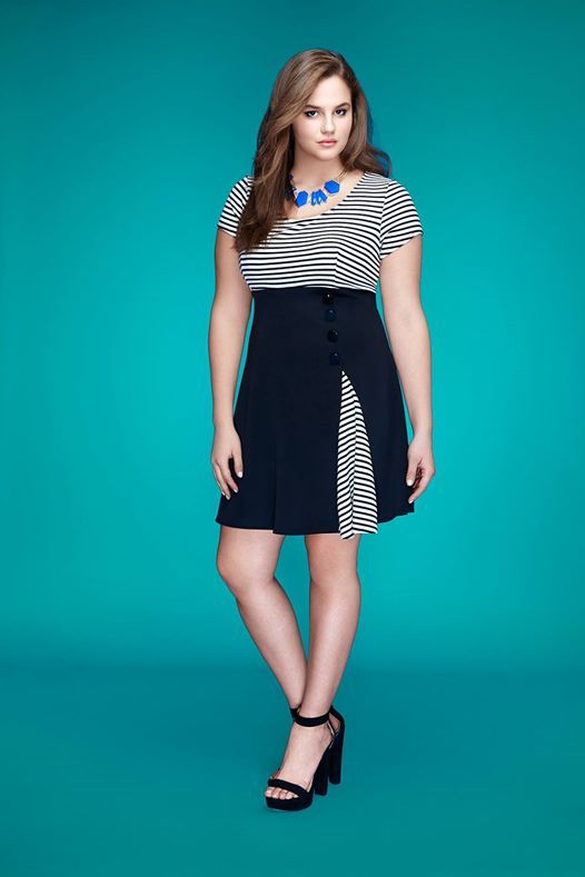 5-plus-size-striped-dresses-for-christmas-that-you-will-love
