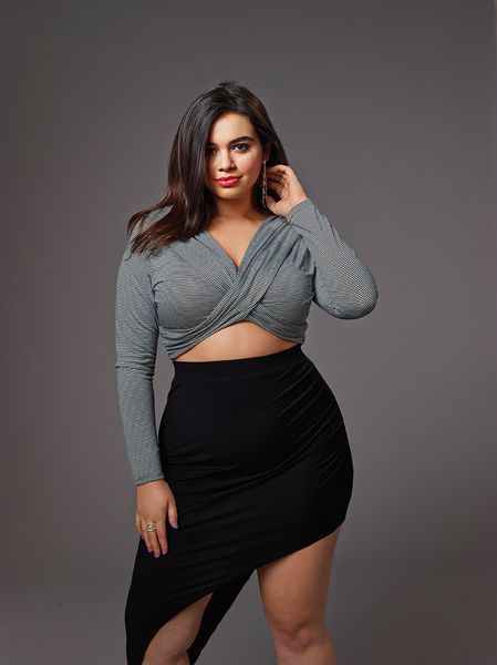 5-ways-to-be-sexy-as-a-plus-size-girl-at-christmas-parties-4