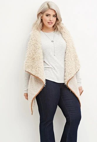 5-ways-to-wear-a-plus-size-fur-vest-that-you-will-love-2 - curvyoutfits.com