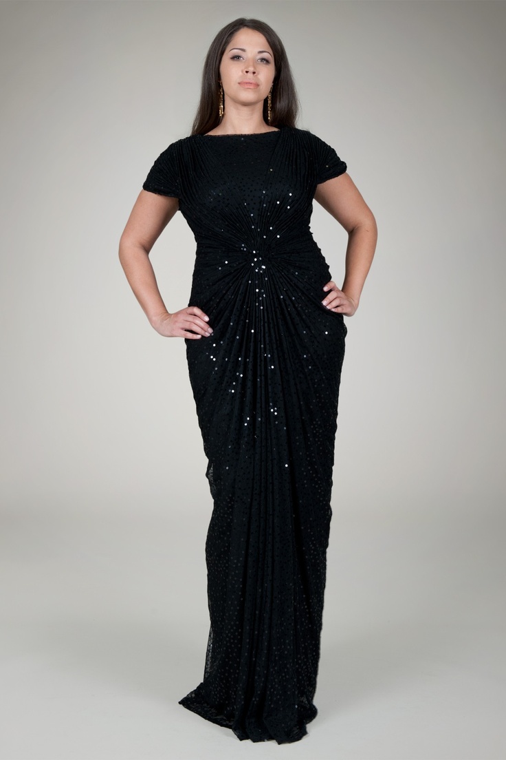 5-plus-size-black-gowns-that-you-will-love-4