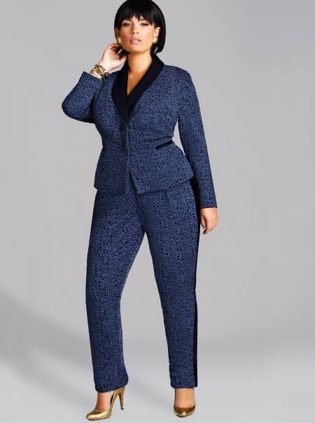 5-plus-size-female-suits-that-you-will-love-3
