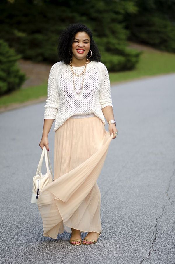 plus-size-pleated-skirts-for-spring-style-3 | curvyoutfits.com