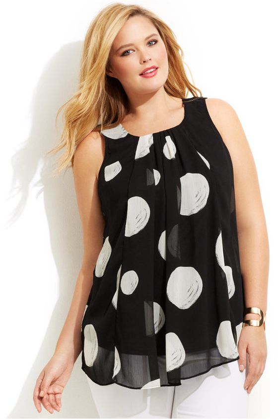 5-plus-size-polka-dot-tops-for-all-day-styling
