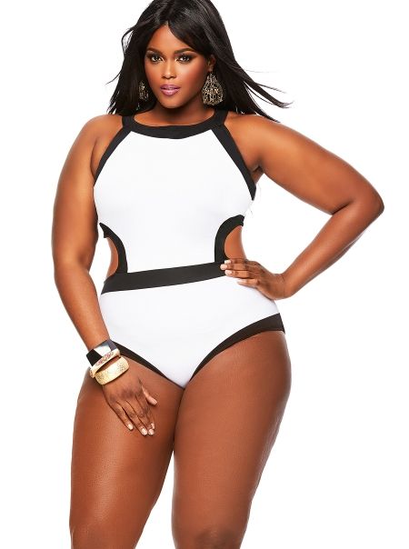 5-plus-size-white-swimsuits-that-flatter-you-4
